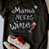 Суичър и рисувани кецове "Mama needs wine" черно