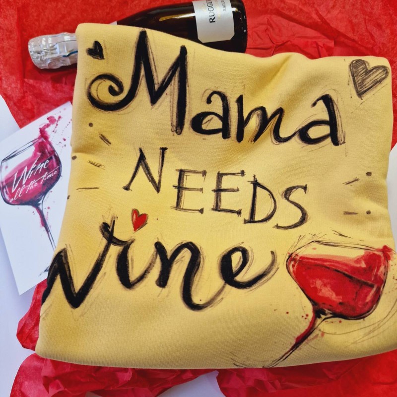 Кутия "Mama needs wine" жълто