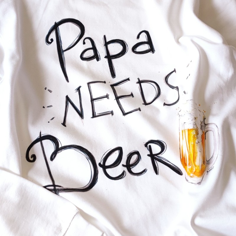 Суичър "Papa needs beer"